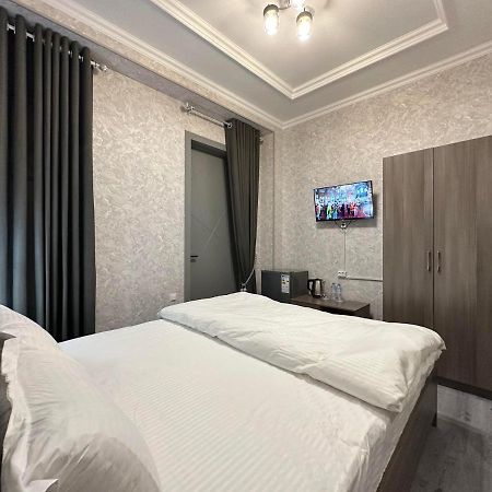 Byond Hotel & Hostel Ташкент Екстер'єр фото
