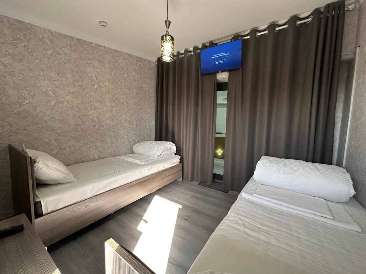 Byond Hotel & Hostel Ташкент Екстер'єр фото